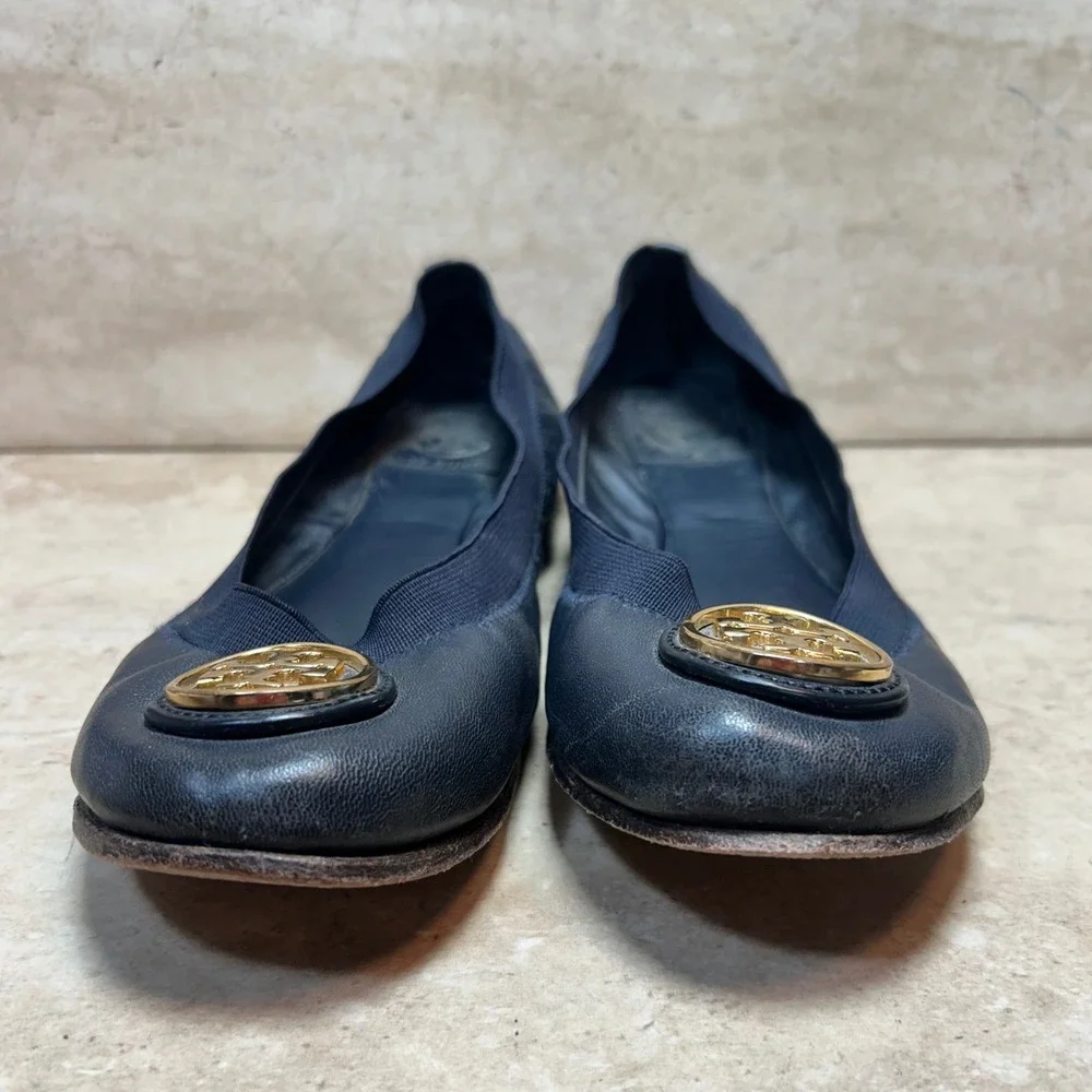 Tory Burch Minnie Travel Ballet Flats Navy Blue Leather Gold Logo Medallion 6.5